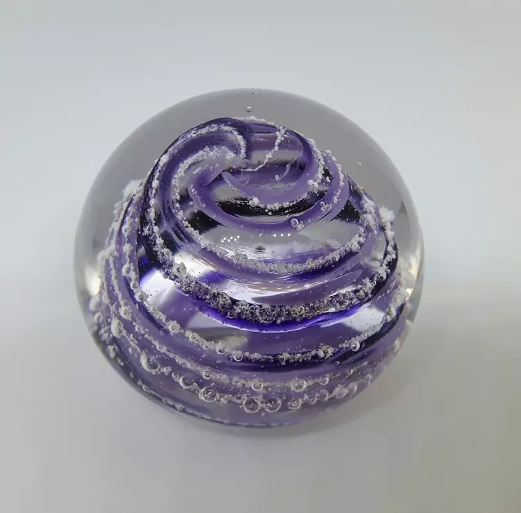 Dog ashes to hotsell glass